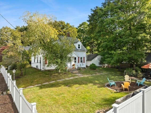 24 School Street, Walpole, MA 02081