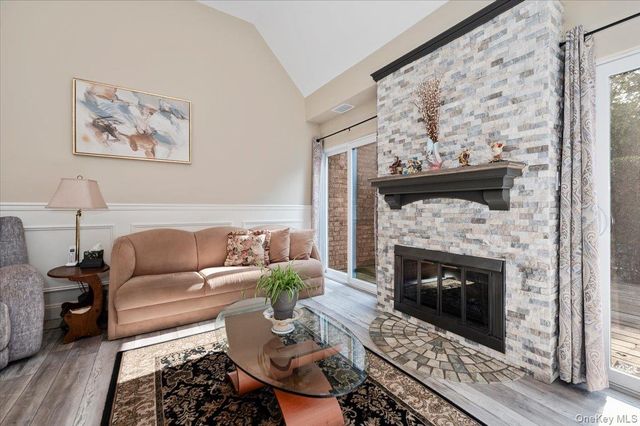 174 Southgate Crescent, Massapequa Park, NY 11762