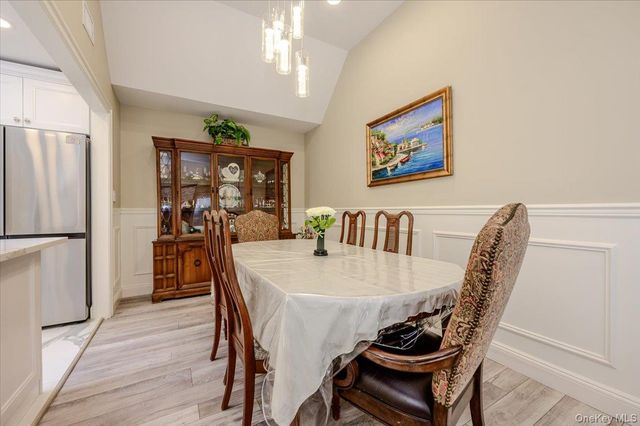 174 Southgate Crescent, Massapequa Park, NY 11762
