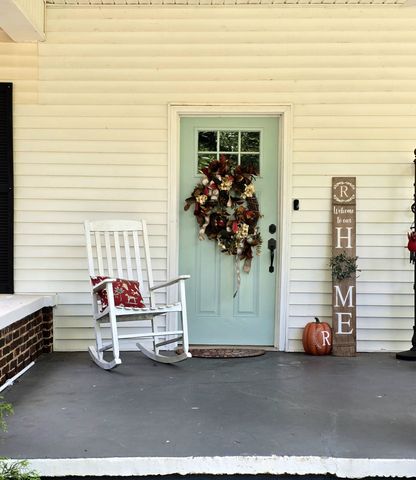 942 Mike Muncey Rd, Mcminnville, TN 37110