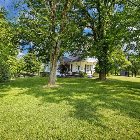 942 Mike Muncey Rd, Mcminnville, TN 37110