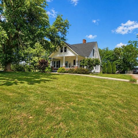 942 Mike Muncey Rd, Mcminnville, TN 37110