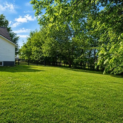 942 Mike Muncey Rd, Mcminnville, TN 37110