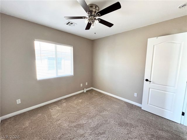 10021 Government Point Way 102, Las Vegas, NV 89183