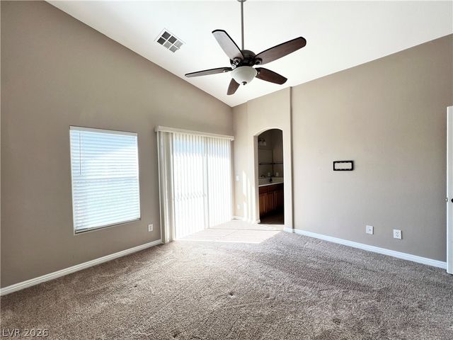 10021 Government Point Way 102, Las Vegas, NV 89183