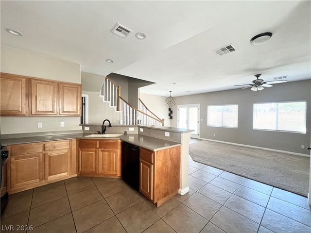 10021 Government Point Way 102, Las Vegas, NV 89183