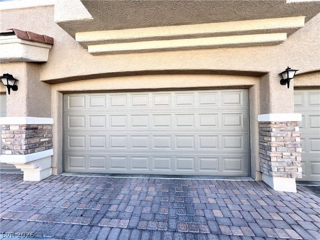 10021 Government Point Way 102, Las Vegas, NV 89183