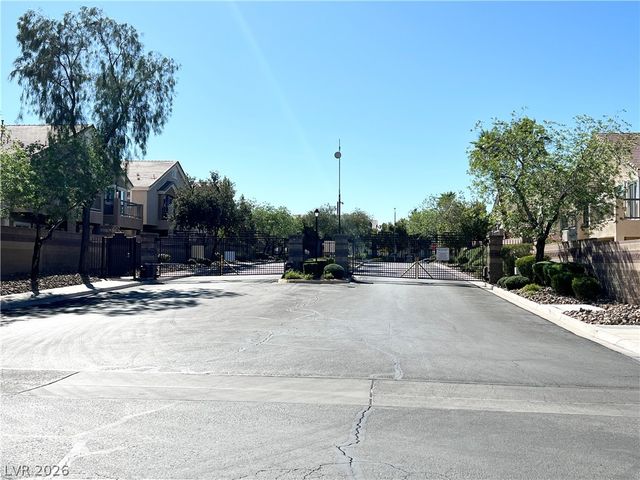 10021 Government Point Way 102, Las Vegas, NV 89183