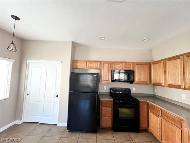 10021 Government Point Way 102, Las Vegas, NV 89183