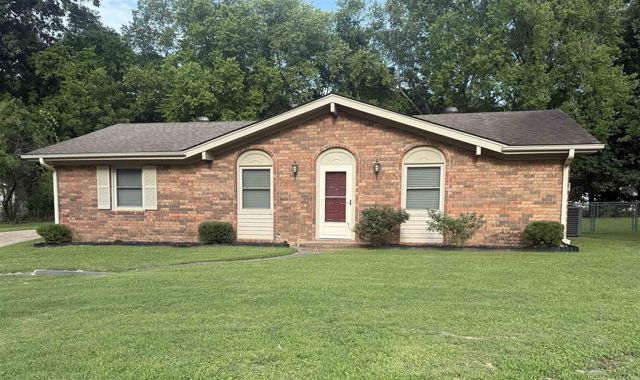2016 Broadmoor Road, Jonesboro, AR 72401