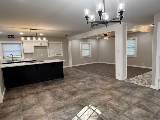 2016 Broadmoor Road, Jonesboro, AR 72401