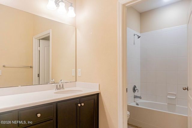 10104 BEDFORD LAKES Court, Jacksonville, FL 32222