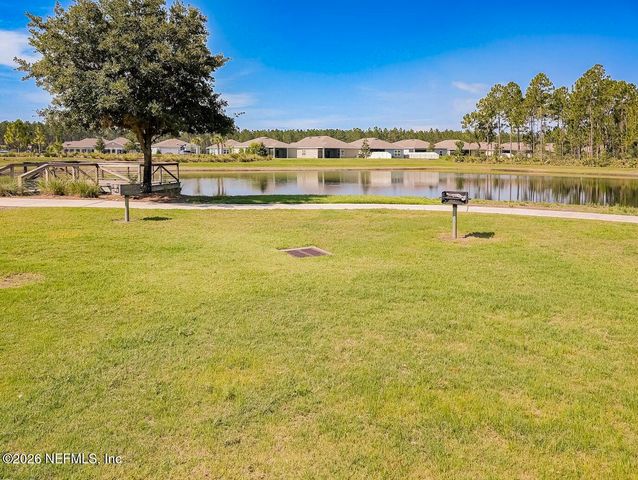 10104 BEDFORD LAKES Court, Jacksonville, FL 32222