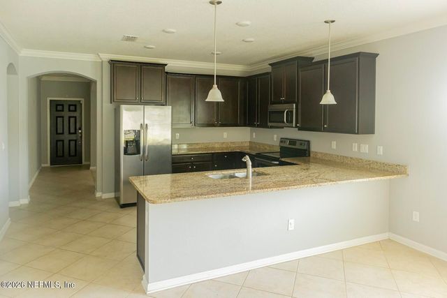 10104 BEDFORD LAKES Court, Jacksonville, FL 32222