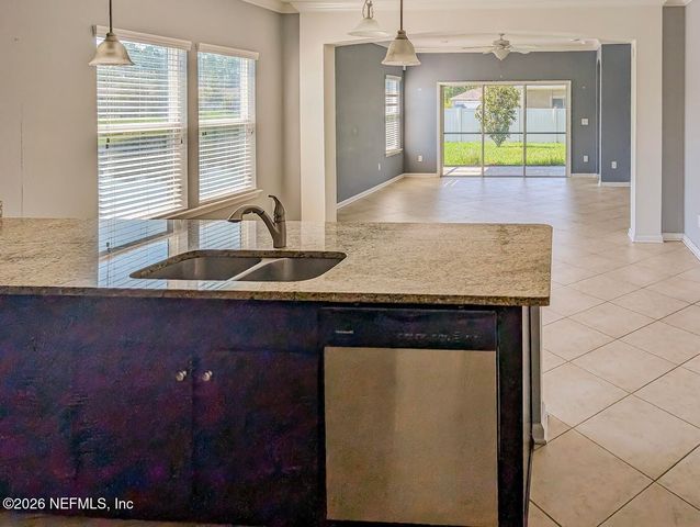 10104 BEDFORD LAKES Court, Jacksonville, FL 32222