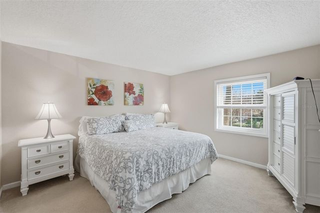 3783 POMPANO D, St Petersburg, FL 33705