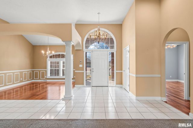 6600 Carlisle Bend Street, Springfield, IL 62711