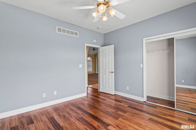 6600 Carlisle Bend Street, Springfield, IL 62711