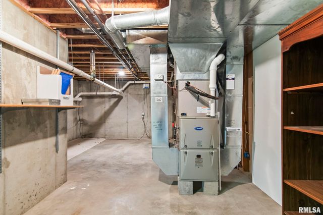 6600 Carlisle Bend Street, Springfield, IL 62711