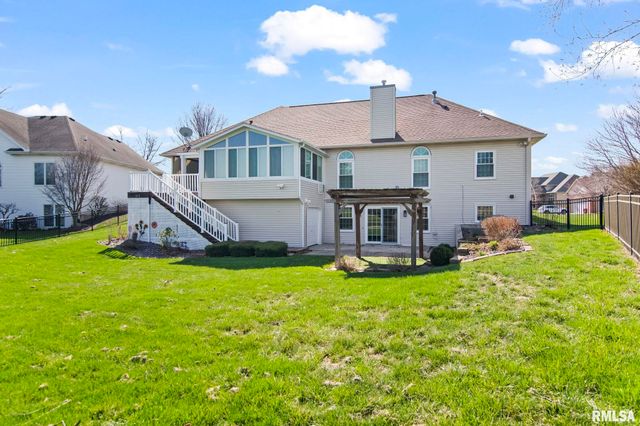 6600 Carlisle Bend Street, Springfield, IL 62711