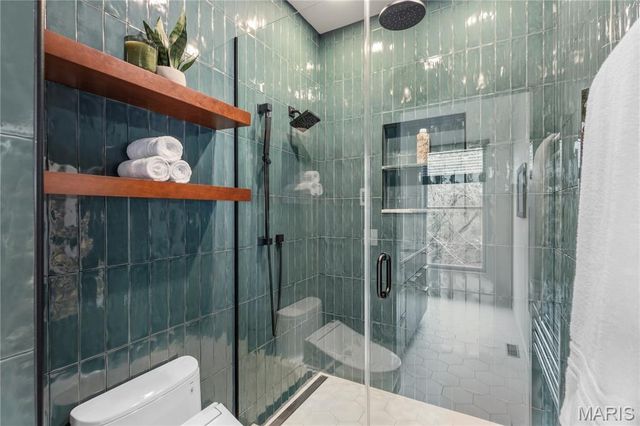 1310 Mackay Place, St Louis, MO 63104