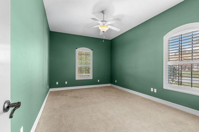 19 RAMBLE WAY, Palm Coast, FL 32164