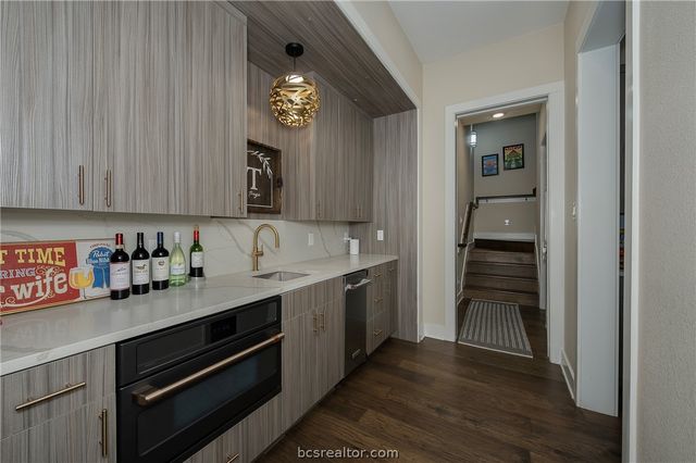 2030 Pebble Bend Drive, College Station, TX 77845
