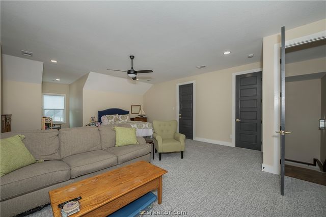 2030 Pebble Bend Drive, College Station, TX 77845
