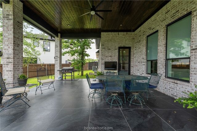2030 Pebble Bend Drive, College Station, TX 77845