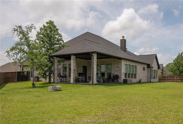 2030 Pebble Bend Drive, College Station, TX 77845