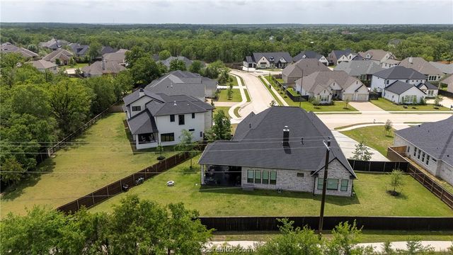 2030 Pebble Bend Drive, College Station, TX 77845