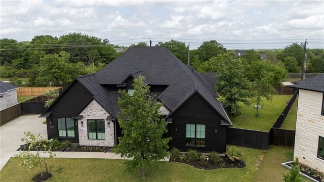 2030 Pebble Bend Drive, College Station, TX 77845