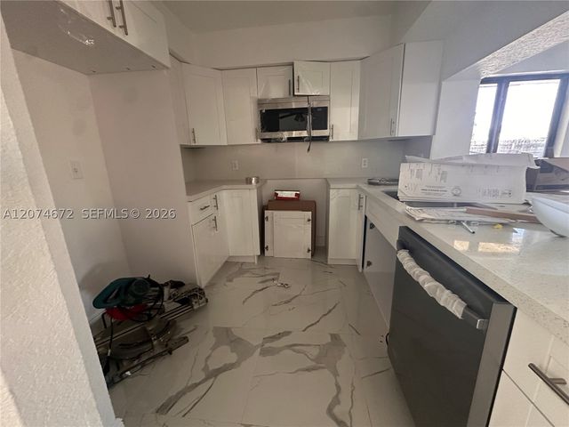 631 NW 37th Ave, Lauderhill, FL 33311