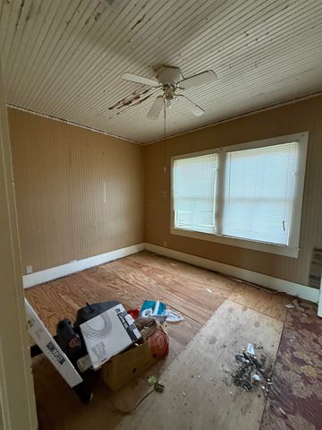 8612 Park Ave, Houma, LA 70363