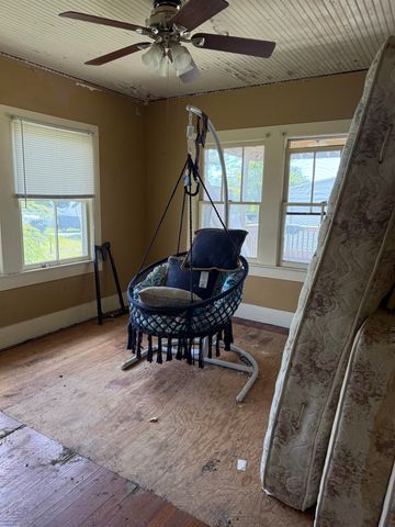 8612 Park Ave, Houma, LA 70363