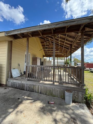 8612 Park Ave, Houma, LA 70363