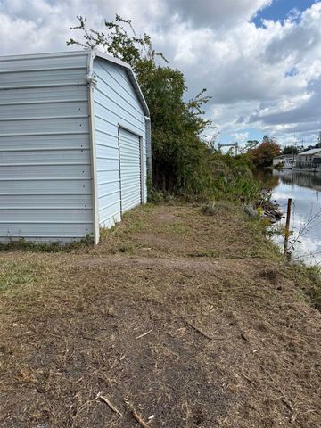 8612 Park Ave, Houma, LA 70363