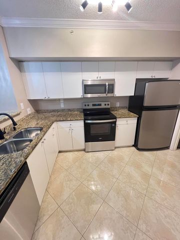 11780 St Andrews Place 105, Wellington, FL 33414