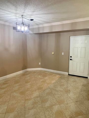 11780 St Andrews Place 105, Wellington, FL 33414