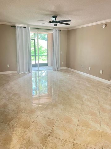 11780 St Andrews Place 105, Wellington, FL 33414