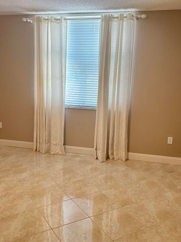 11780 St Andrews Place 105, Wellington, FL 33414