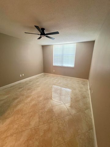 11780 St Andrews Place 105, Wellington, FL 33414