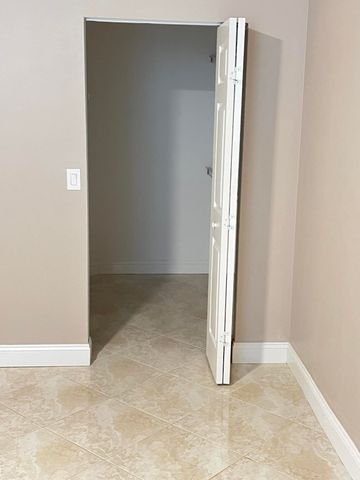 11780 St Andrews Place 105, Wellington, FL 33414