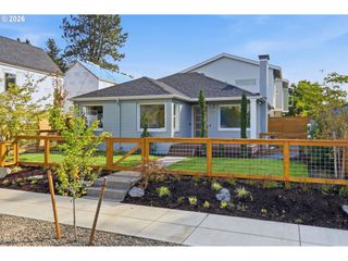 2508 Se 67TH Ave, Portland, OR 97206