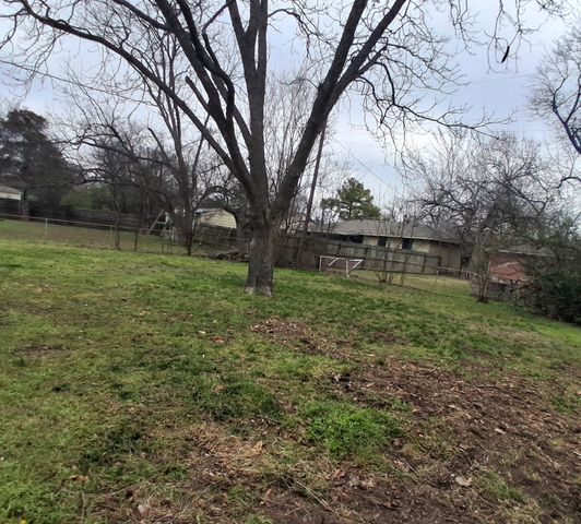 2512 Monroe Street, Commerce, TX 75428