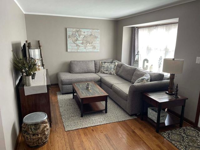 3254 W 115th Street, Chicago, IL 60655