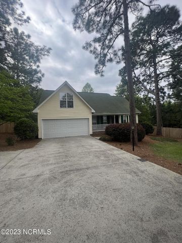 6 Pierce Place, Pinehurst, NC 28374