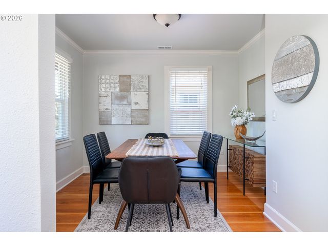 9332 N KELLOGG St, Portland, OR 97203