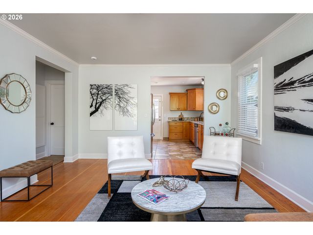 9332 N KELLOGG St, Portland, OR 97203