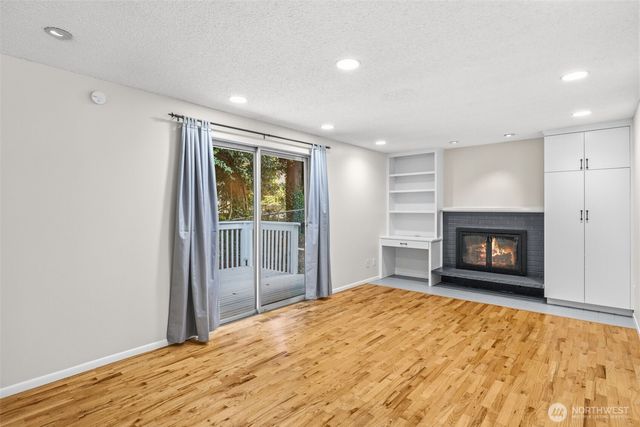 1550 172nd Avenue NE, Bellevue, WA 98008